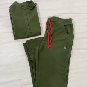 Dark Olive Green Figs